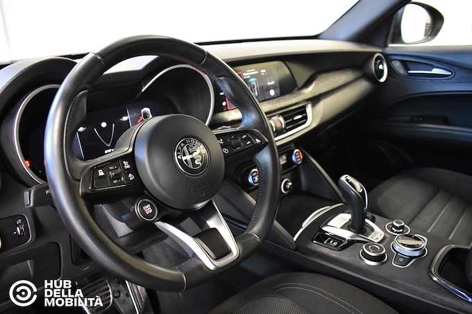 ALFA ROMEO Stelvio 2.2 Turbodiesel 210 CV AT8 Q4 Super